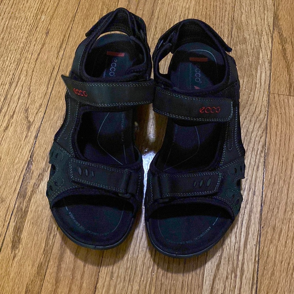 Ecco sandals size 42